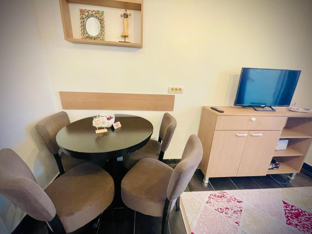 Perfect Place To Self Check In-24h-netflix-wifi Apartment Resita